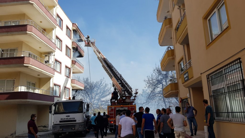 Hatay Valisi Doğan: Yangın, ormanlık alandaki trafonun patlamasıyla çıktı 11