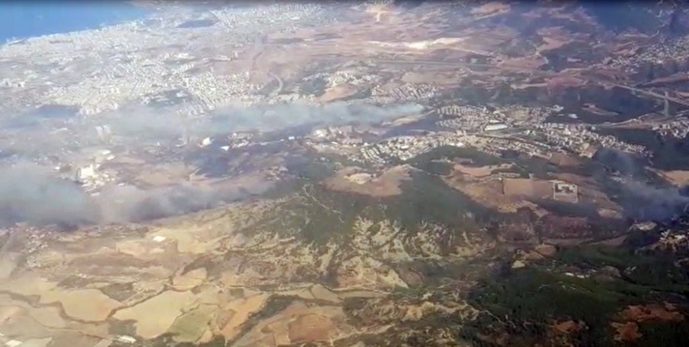 Hatay Valisi Doğan: Yangın, ormanlık alandaki trafonun patlamasıyla çıktı 12