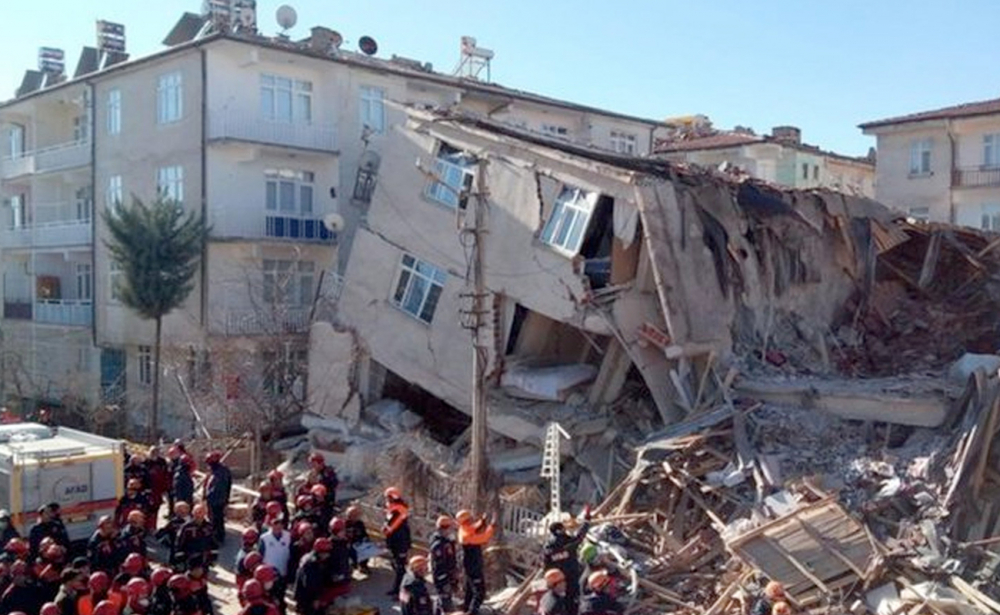 Bu binalardan uzak durun: Depremde ilk onlar yıkılacak! 9