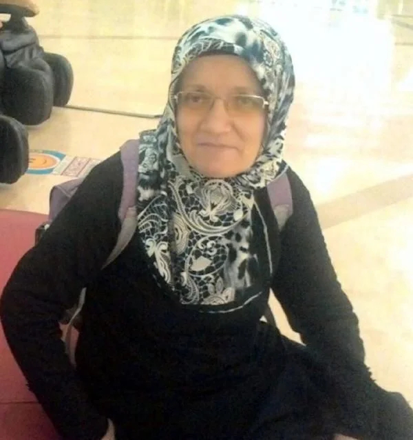 Oğullarının başına levyeyle vurduktan sonra bıçaklayıp iple boğan aileden flaş iddialar! 2