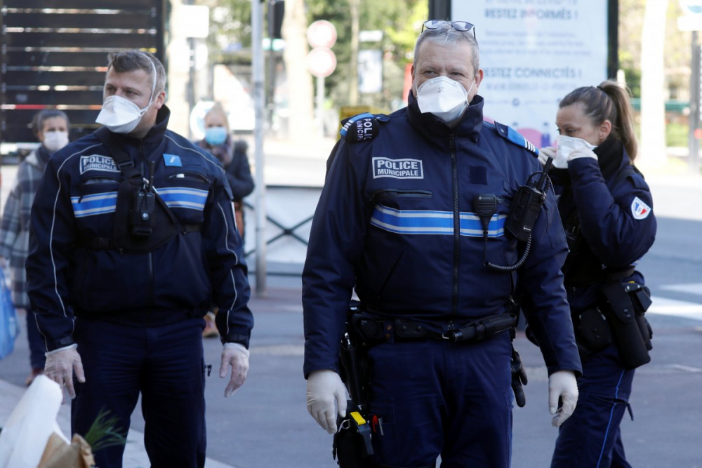 Gizli polislere cinsel ilişki talimatı: Gerekirse yapın! 6