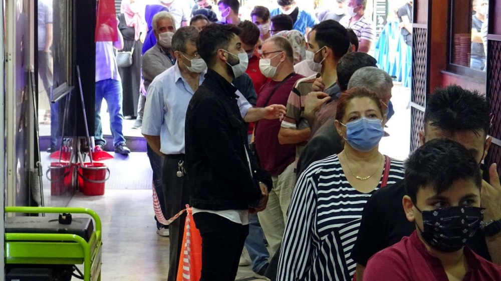 Uçakta unutulan eşyalar satışa çıkarıldı! 3