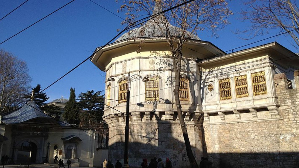 İstanbul'un en güzel kütüphaneleri hangisidir? Hangi  kütüphaneler halka açık? 8