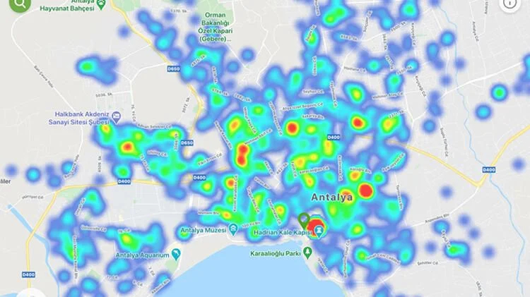 Koronavirüste son bilanço korkuttu! İşte il il yoğunluk haritası 15