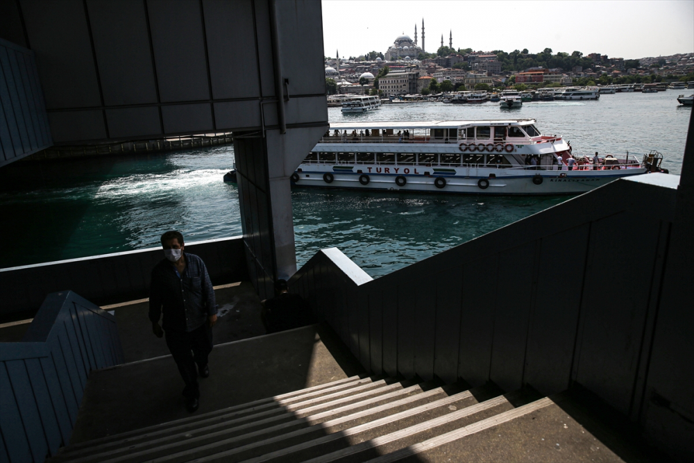 Korkutan tablo! İstanbul'da testlerin pozitif çıkma oranı 35'i geçti, hasta sayısı artıyor 34