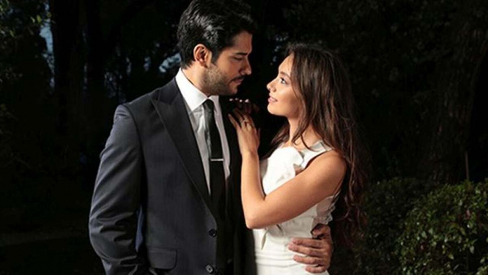 Neslihan Atagül " Burak Özçivit" sorusuna tepki gösterdi! 6