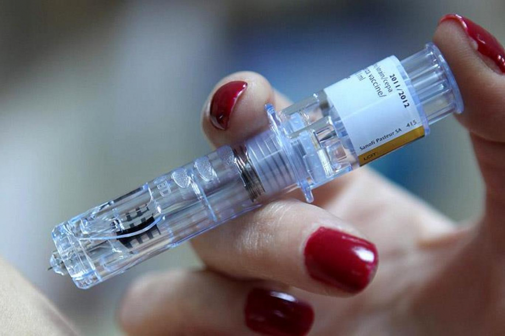Grip aşısı kimlere yapılacak, kriterler ne ? Bakan Koca, Osman Müftüoğlu'na konuştu 22