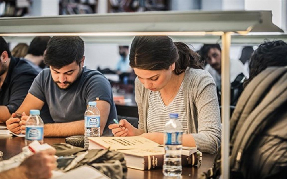 Burs veren kurumlar, vakıflar, yerler 2020 | Karşılıksız burs veren vakıflar ve kurumlar hangileri? 1