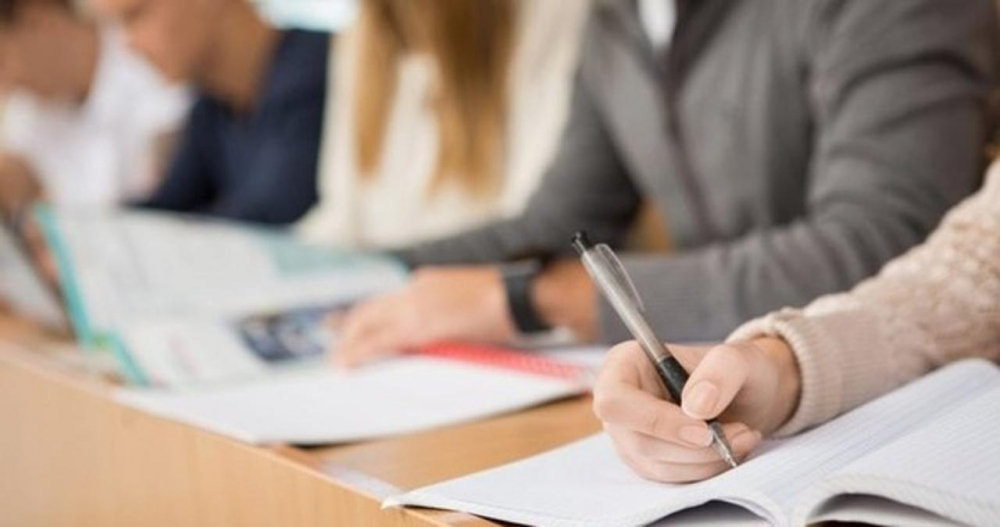 Burs veren kurumlar, vakıflar, yerler 2020 | Karşılıksız burs veren vakıflar ve kurumlar hangileri? 33