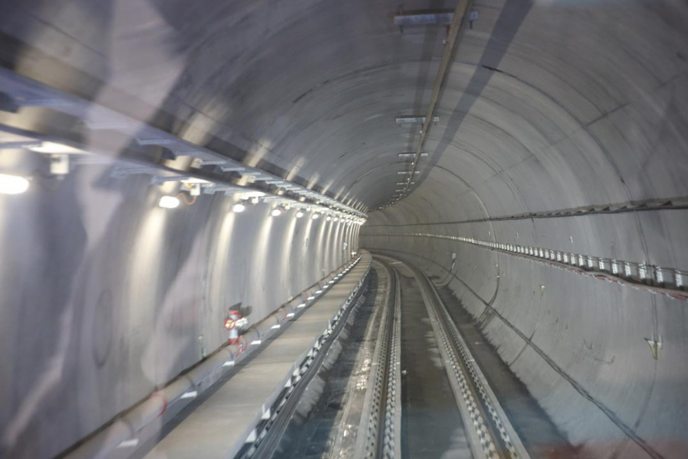 Mecidiyeköy-Mahmutbey metrosu ilk gününde insan akınına uğradı! 10