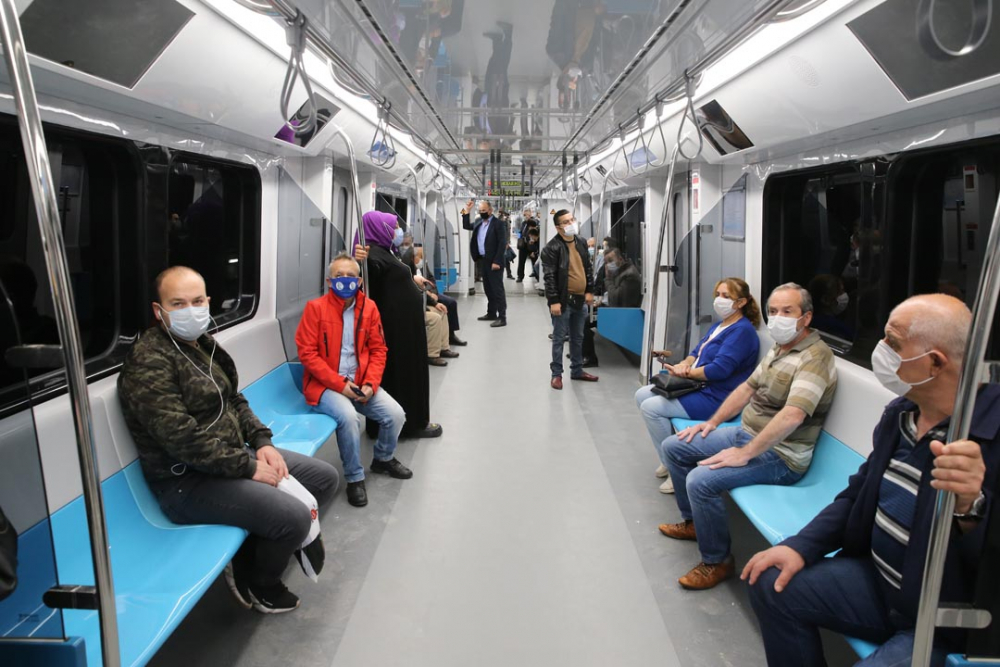 Mecidiyeköy-Mahmutbey metrosu ilk gününde insan akınına uğradı! 11