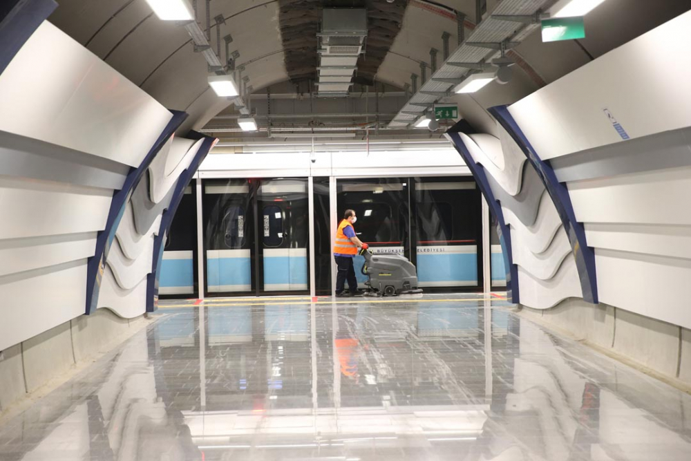 Mecidiyeköy-Mahmutbey metrosu ilk gününde insan akınına uğradı! 13