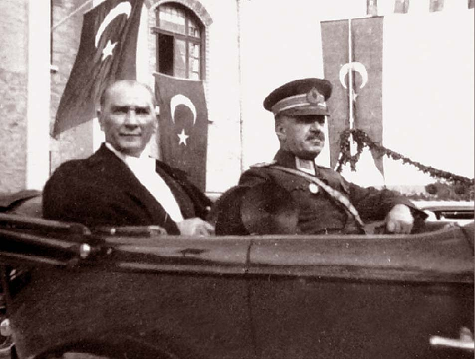 Atatürk, Cumhuriyet'in ilanını böyle anlattı! Cumhuriyet 97 yaşında... 10