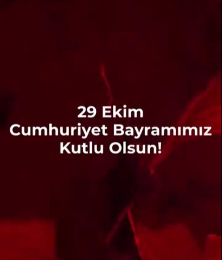 Cumhuriyet 97 yaşında! İşte ünlü isimlerden 29 Ekim paylaşımları 6