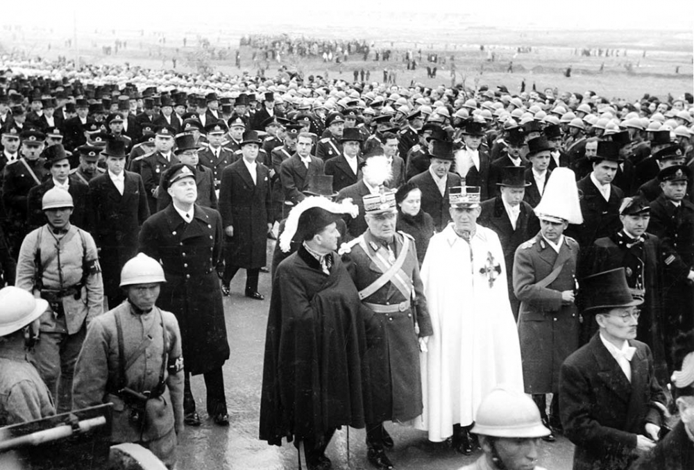 Mustafa Kemal Atatürk'ün cenaze törenlerinden ilk kez gün yüzüne çıkan fotoğrafları! 23