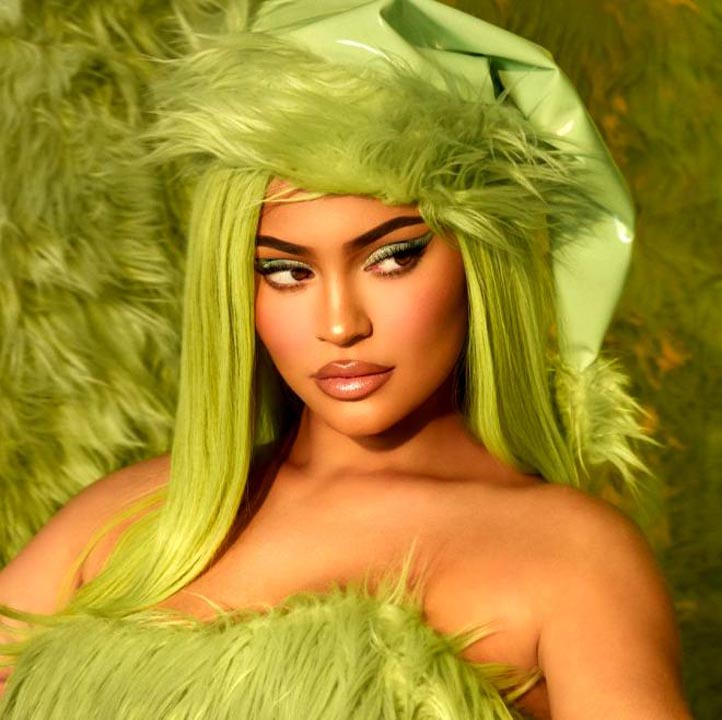 En genç milyarder unvanı elinden alınan Kylie Jenner'dan yeni rekor! 11