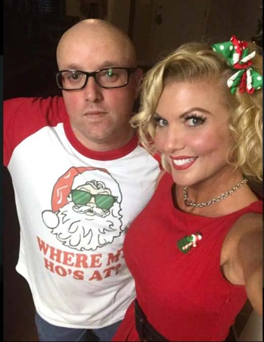 Soyunarak para kazanıyordu! Kocası içki şişesiyle öldürdü 12