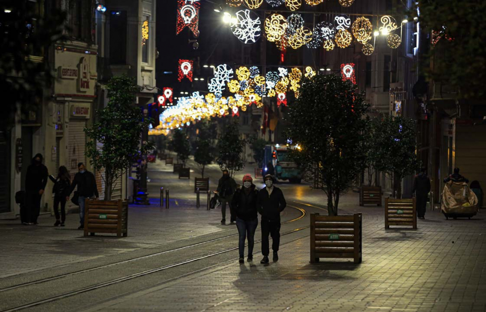 Kabine toplanıyor! Korona yasakları genişliyor, zorlu dönem yeniden başlıyor 8