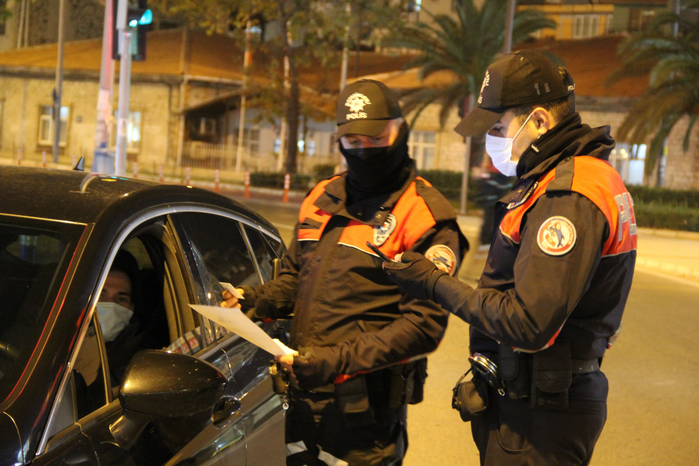 Sokağa çıkma yasağında meydanlar boş kaldı: İşte İzmir'in kalabalıktan uzak, eşsiz güzelliği 6