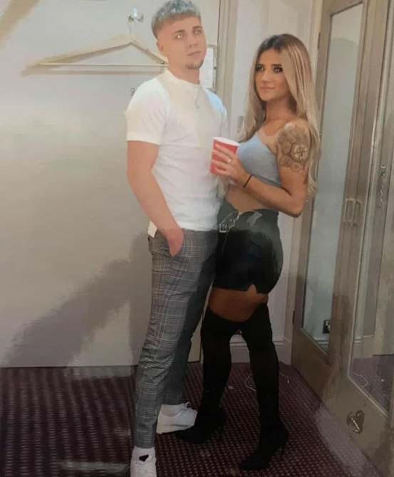 Sosyal medyada eşofman satan kadın erkek arkadaşını da müşterisine kaptırdı! 3