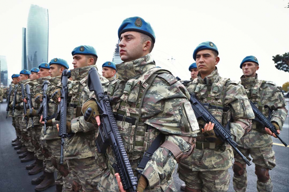 Bakü'de tarihi anlar! Azerbaycan'ın Ermenilere karşı zaferi böyle kutlandı... 16