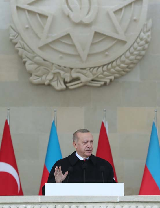 Bakü'de tarihi anlar! Azerbaycan'ın Ermenilere karşı zaferi böyle kutlandı... 7