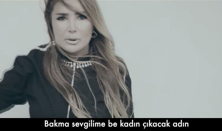 Tepki çekmişti! Yonca Evcimik, 'Ayıp Şeyler' şarkısını öyle sözlerle savundu ki... 5