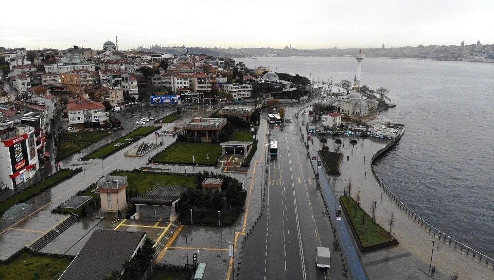 Kadıköy ve Üsküdar Meydanına korona sessizliği çöktü 2