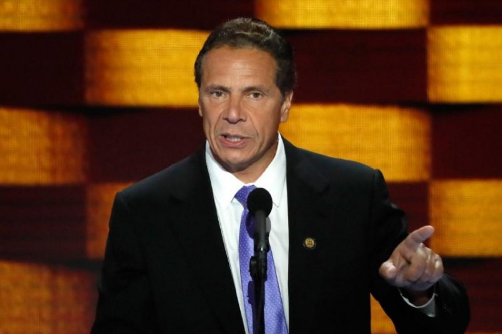 Ülke gündemine bomba gibi düşen iddia! New York Valisi Andrew Cuomo eski çalışanını taciz mi etti? 11