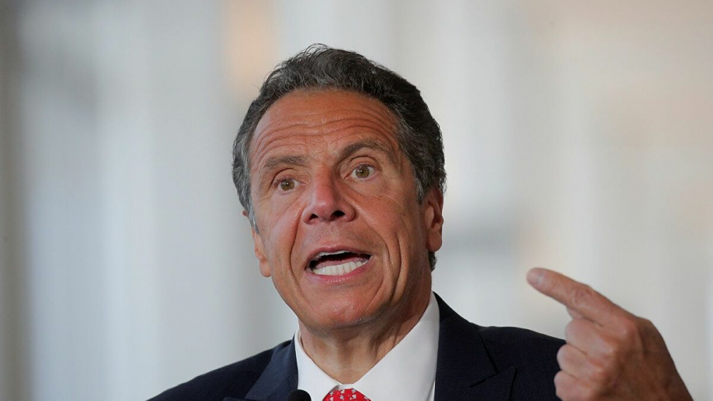 Ülke gündemine bomba gibi düşen iddia! New York Valisi Andrew Cuomo eski çalışanını taciz mi etti? 14