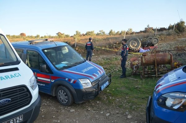 Acı olay! Koronavirüsü yendi, traktör altında can verdi 4