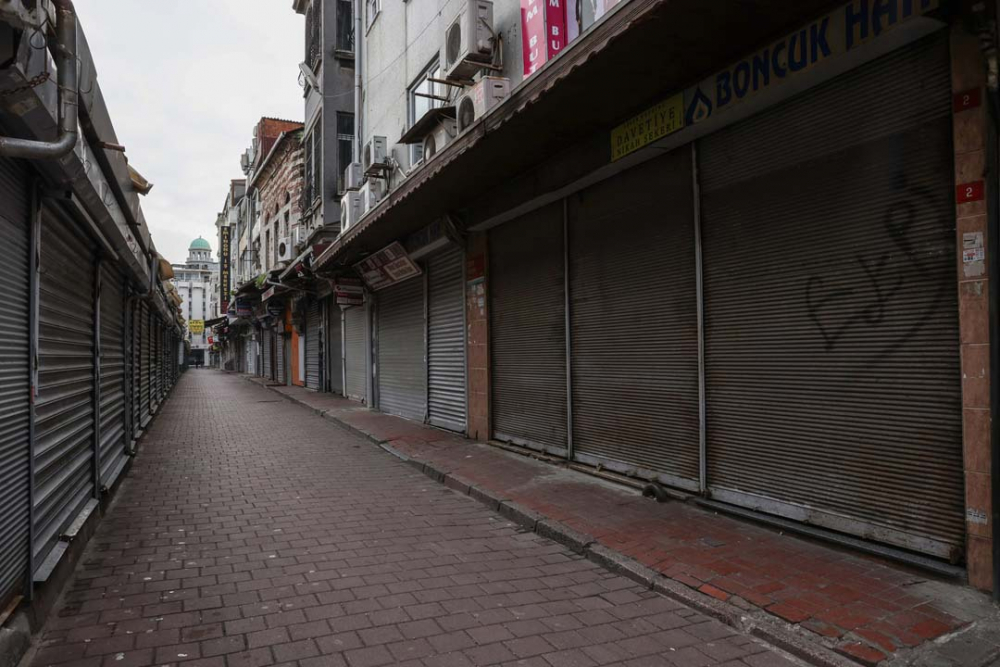 İstanbul'da kısıtlama sessizliği! 16 milyonluk şehir hayalet kente döndü 13