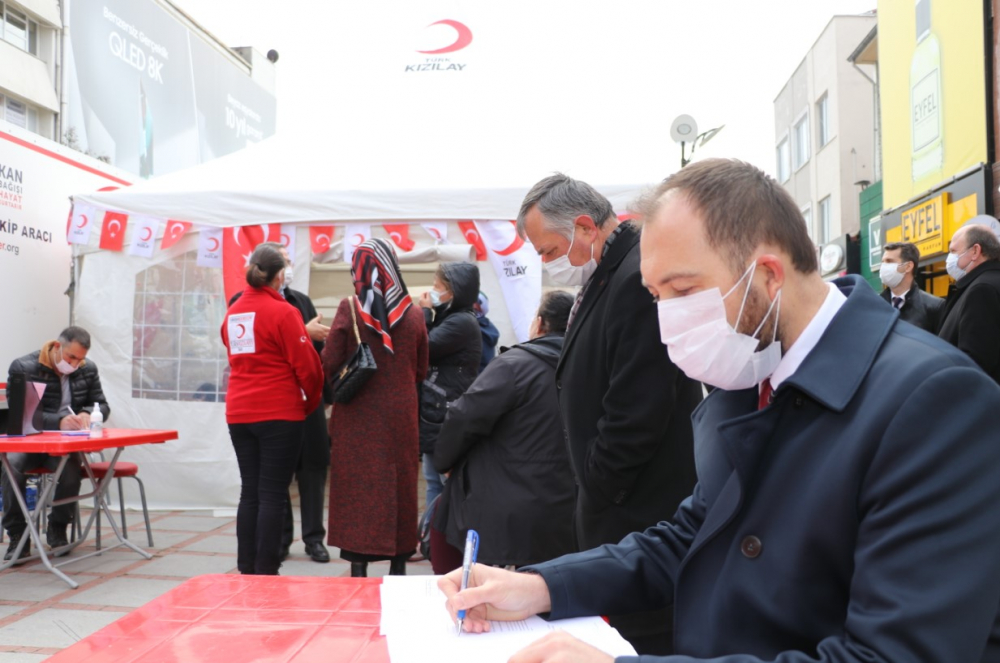 Başhekim Uzm. Dr. Türkeli'den çağrı: Kan stoklarında belirgin azalma var, kan verin hayat kurtarın! 7