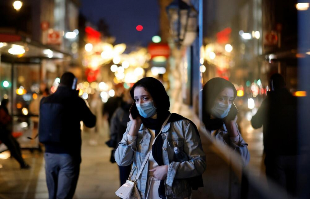 Halkın evde kalmasını istedi! Boris Johnson korkutan artışın sebebini açıkladı 4