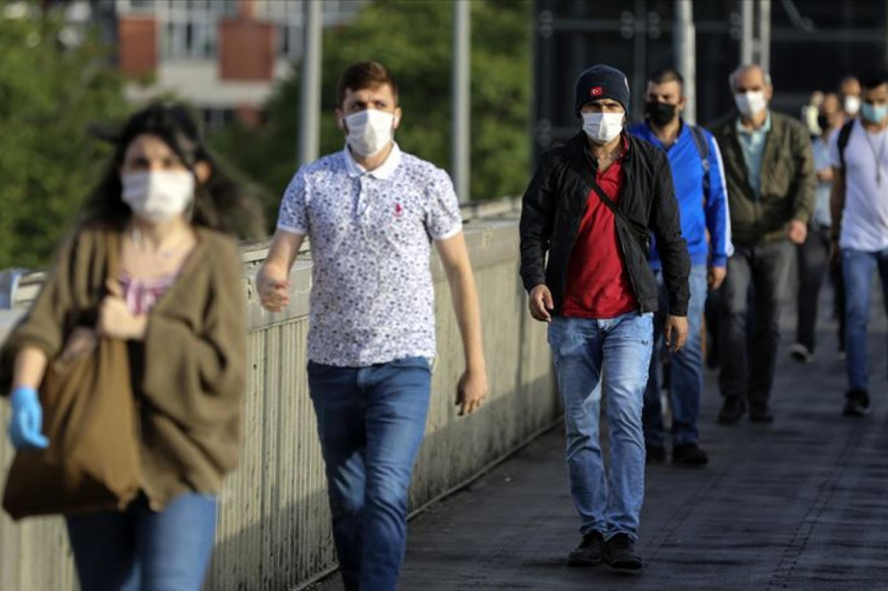 Maskeler ne zaman çıkacak? Uzman isim o tarihi vurguladı 5