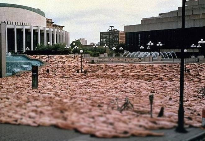 18 bin kişinin çıplak fotoğraflarını çeken çılgın fotoğrafçı Spencer Tunick'in eserleri görenleri şok ediyor! 2