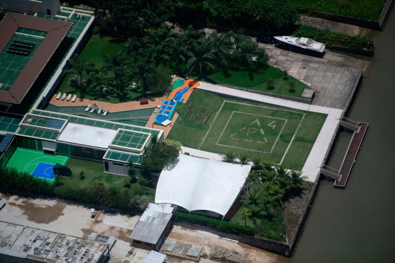 Neymar’ın koronavirüs partisi ülkeyi ayağa kaldırdı! Partiye katılan güzeller bir bir ifşa oldu... 10