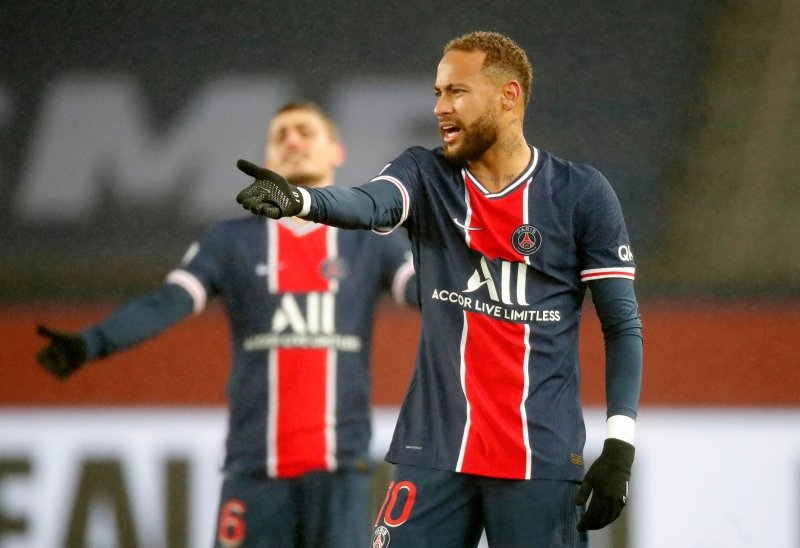 Neymar’ın koronavirüs partisi ülkeyi ayağa kaldırdı! Partiye katılan güzeller bir bir ifşa oldu... 4