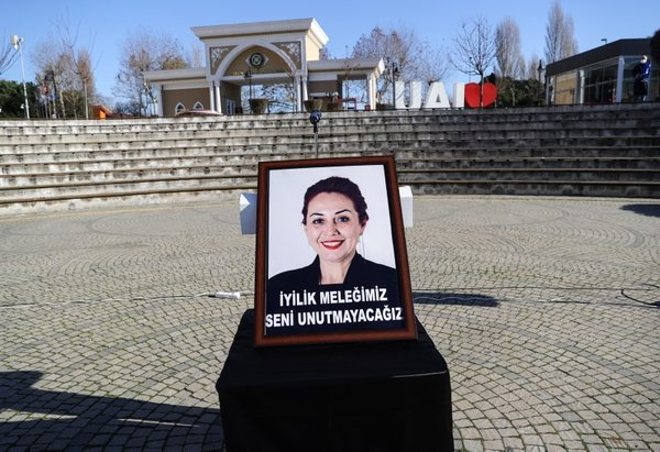 Aylin Sözer'in babası Ayhan Sözer'den o iddialara sert tepki! İlk kez konuştu... 6