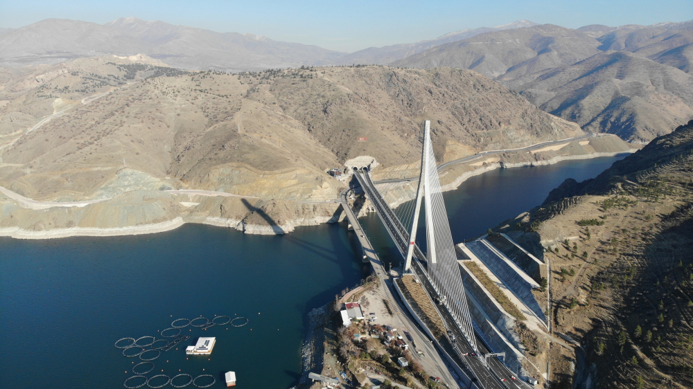 Eyfel Kulesi'yle aynı miktarda çelik kullanılan yeni Kömürhan Köprüsü açılıyor! 16 ili bağlayacak... 3