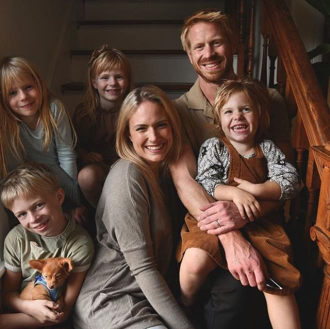 4 aylık hamile olan fenomen kahvaltı masasında can verdi! 8