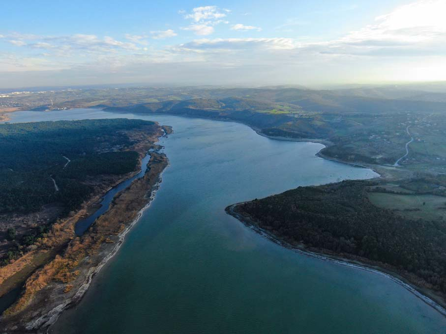 İstanbul'da korkutan görüntü! Terkos Gölü'ndeki su 100 metre çekildi 9