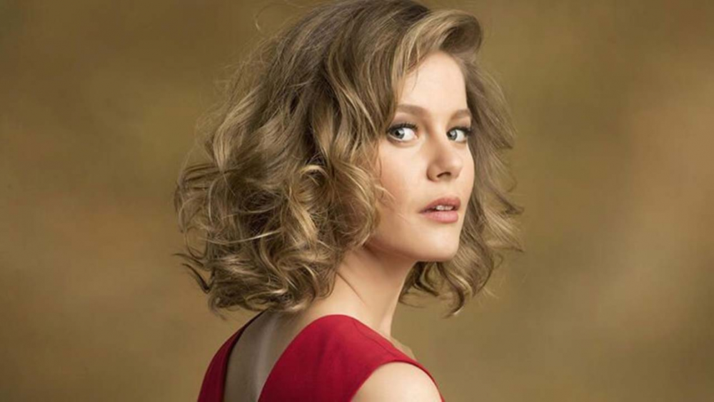 Burcu Biricik: "Estetik demeyelim de küçük botokslarım var" 5