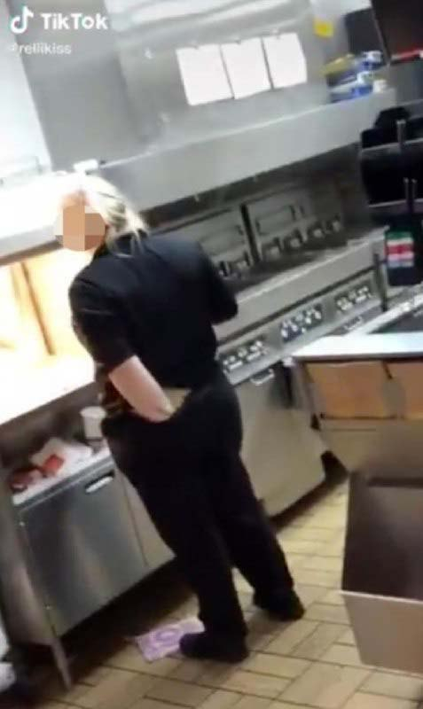 Dünyaca ünlü fast food zincirinde skandal! Sosyal medya bu görüntülerle çalkalandı! 2