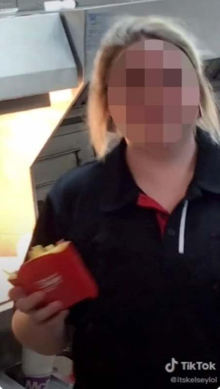 Dünyaca ünlü fast food zincirinde skandal! Sosyal medya bu görüntülerle çalkalandı! 4