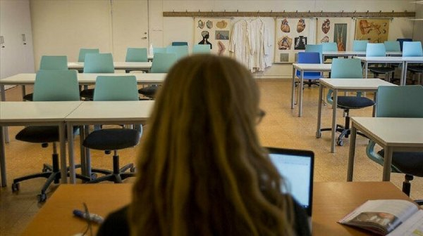 İngiltere Başbakanı Boris Johnson: Okullara gidilmeye devam edilecek 5