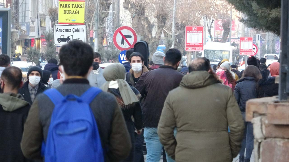 Van'da kısıtlamalar meyvesini verdi! Korona haritası kırmızıdan maviye döndü 1