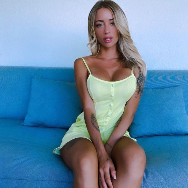 Televizyonların şov yıldızı, efsane futbolcunun ilişki teklifini reddetti! 6