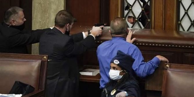 Bir kadın silahla yaralandı! İşgal altındaki kongre binasından ilk fotoğraflar