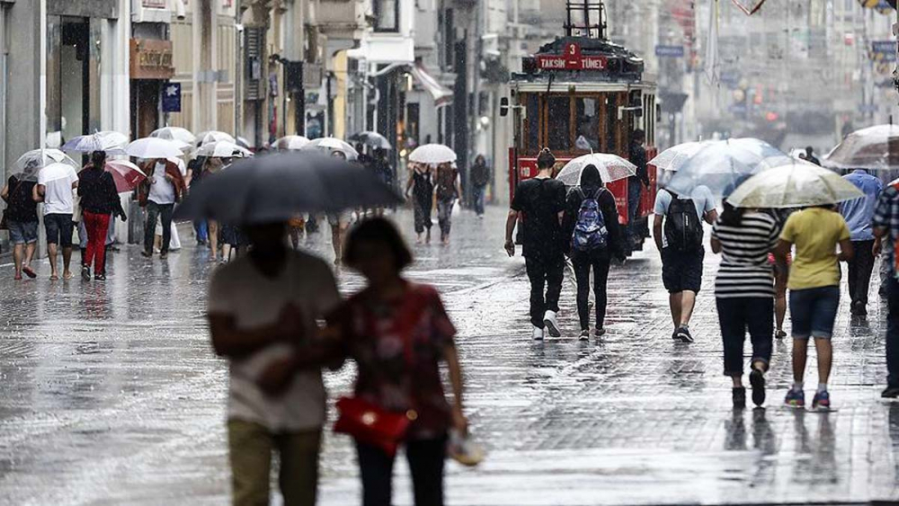 Kuvvetli geliyor! İstanbul Valiliğinden sarı kodlu sağanak yağış uyarısı 6